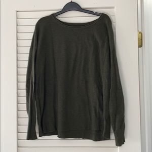 Scoop neck sweater
